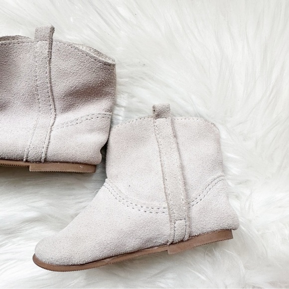 Baby Gap Suede Booties Gray 12-18 months - Picture 2 of 5